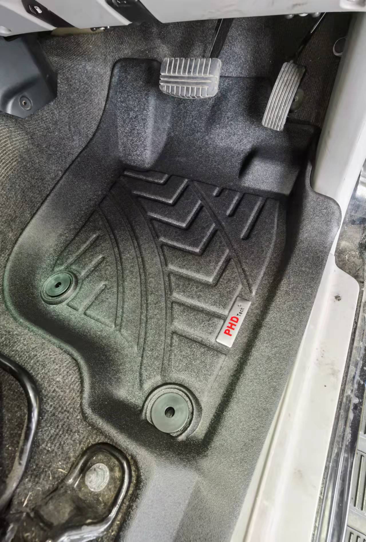 3D Moulded TPE Car Floor Mats fit Mitsubishi Pajero Sport 2015-Onward