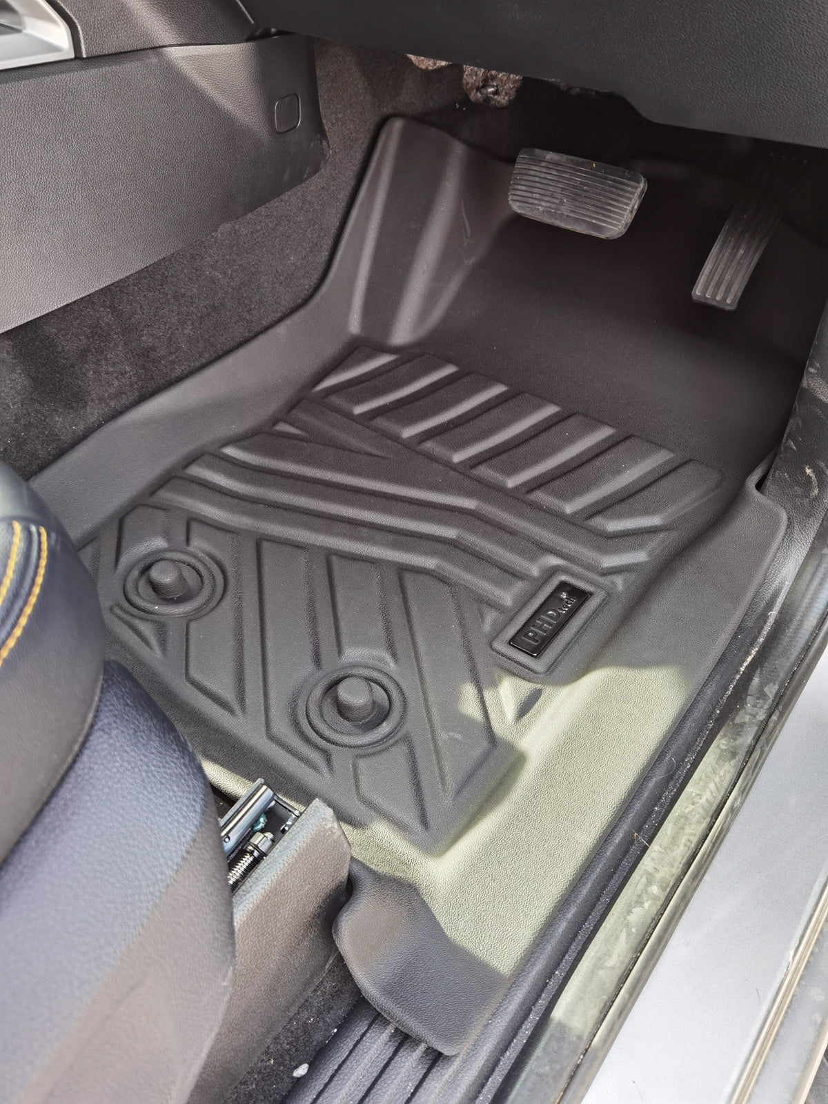 Acoustic 3D Moulded TPE Car Floor Mats fit Ford Everest Sep. 2022~Onwards 3-Rows