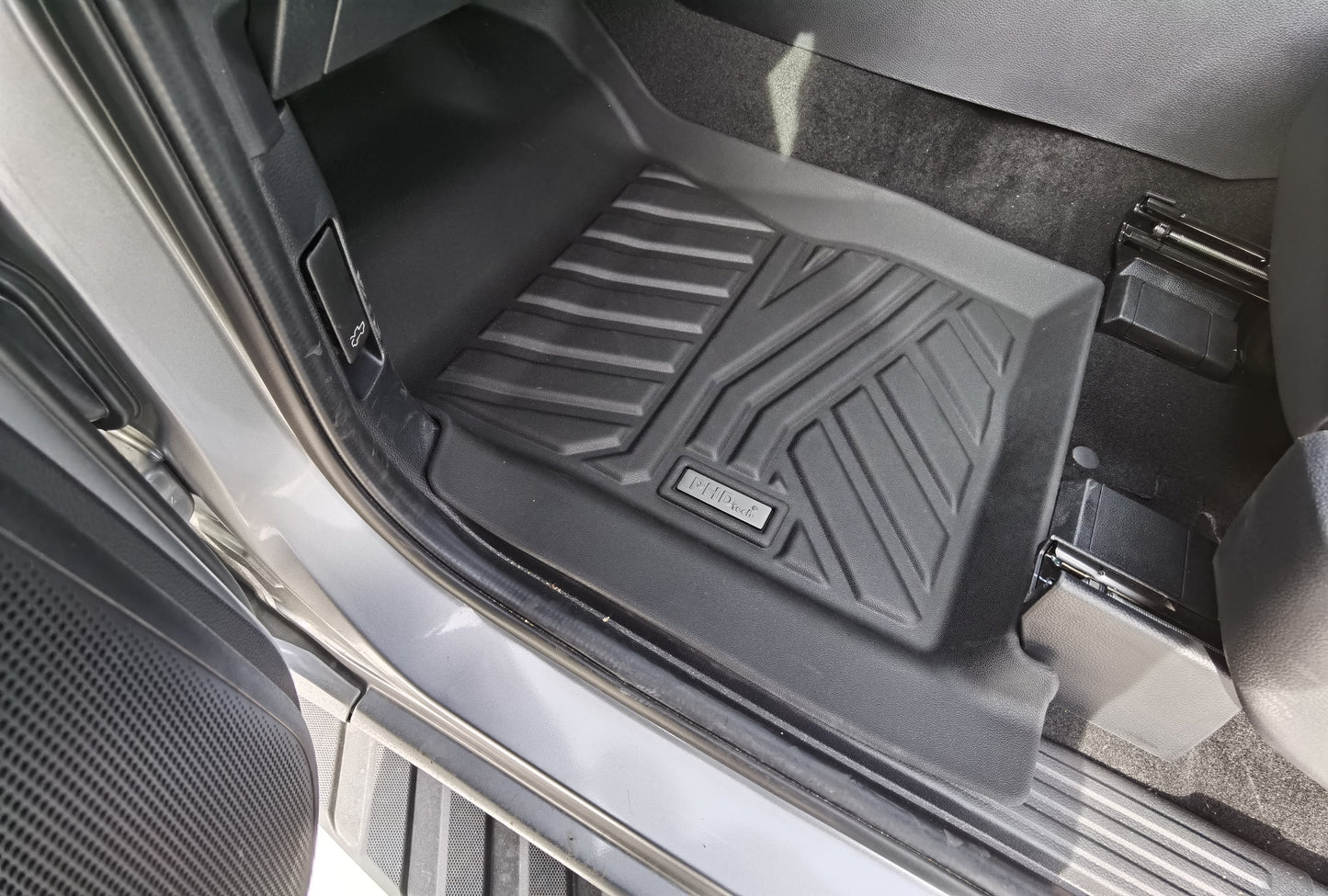 Acoustic 3D Moulded TPE Car Floor Mats fit All-New Ford Everest Sep. 2022~Onwards 2-Row