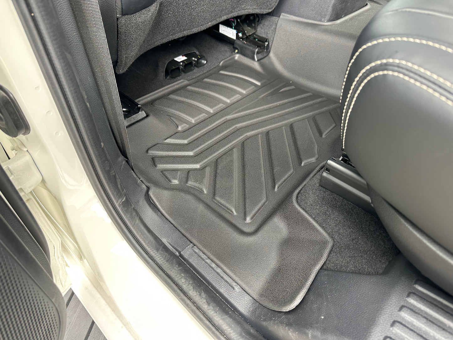 3D Moulded TPE Car Floor Mats fit Next-Gen Ford Everest Sep. 2022~Onwards 3-Row