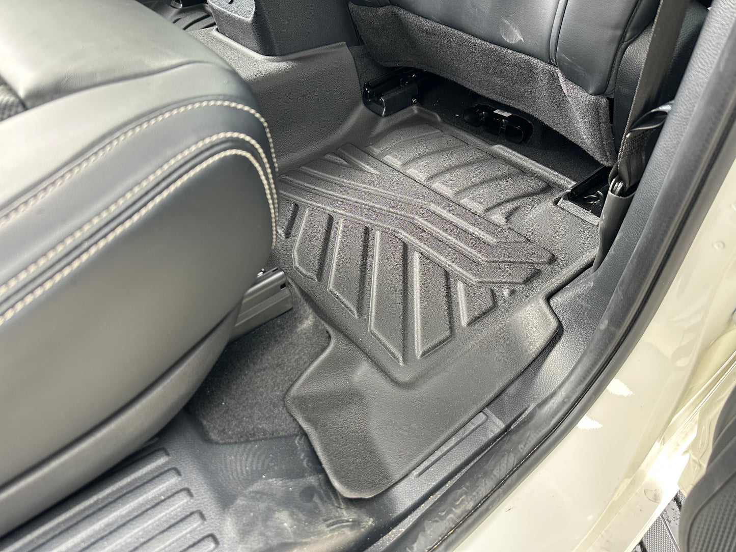 3D Moulded TPE Car Floor Mats fit Next-Gen Ford Everest Sep. 2022~Onwards 3-Row