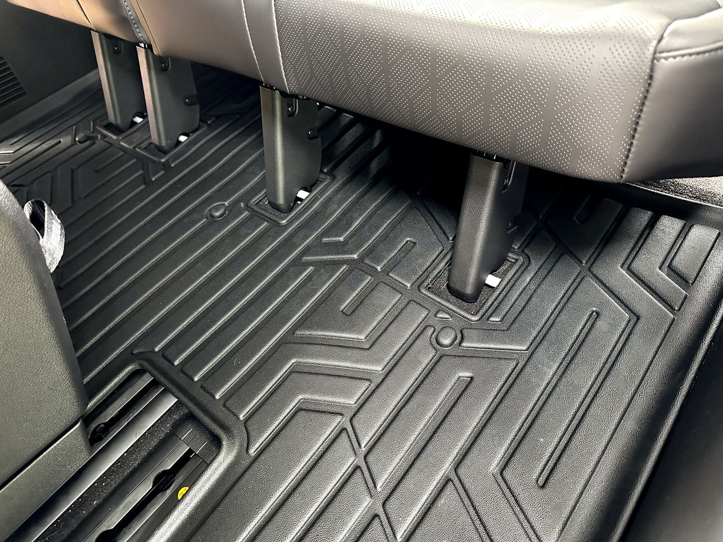3D Moulded Car Floor Mats fit KIA Carnival KA4 2020~Onward 1st 2nd & 3rd row mats (NOT for Hybrid）
