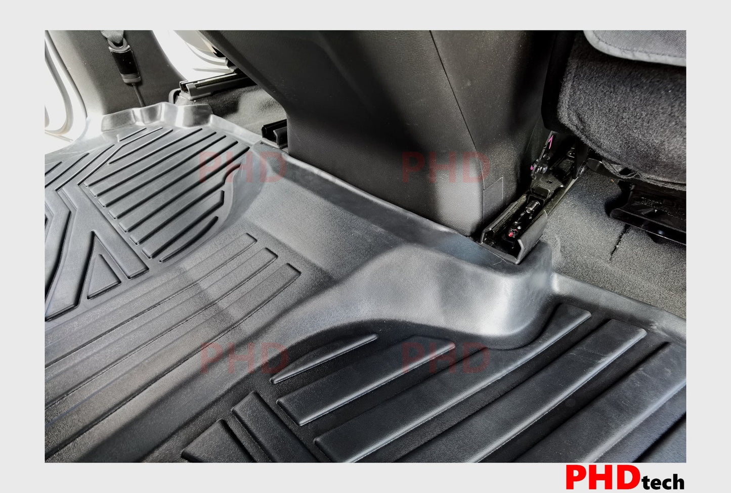 3D Moulded Floor Mats (Rear mats) fit Chevrolet Silverado 1500/2500/3500 Crew Cab w/ Under Seat Storage
